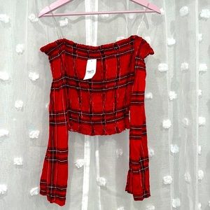 Plaid Off the shoulder Crop top NWT flared long sleeves in Red ❤️